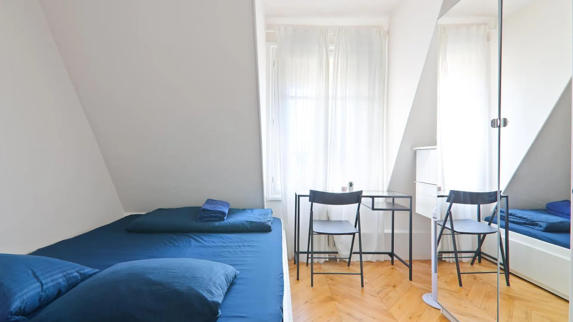 Quartier Rue De La Paix Free Netflix *