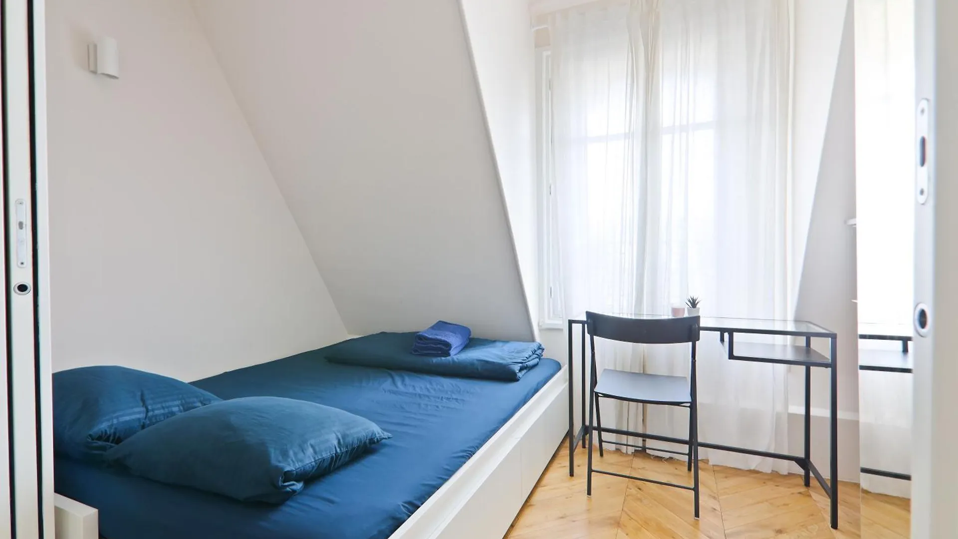 Apartment Quartier Rue De La Paix Free Netflix Paris